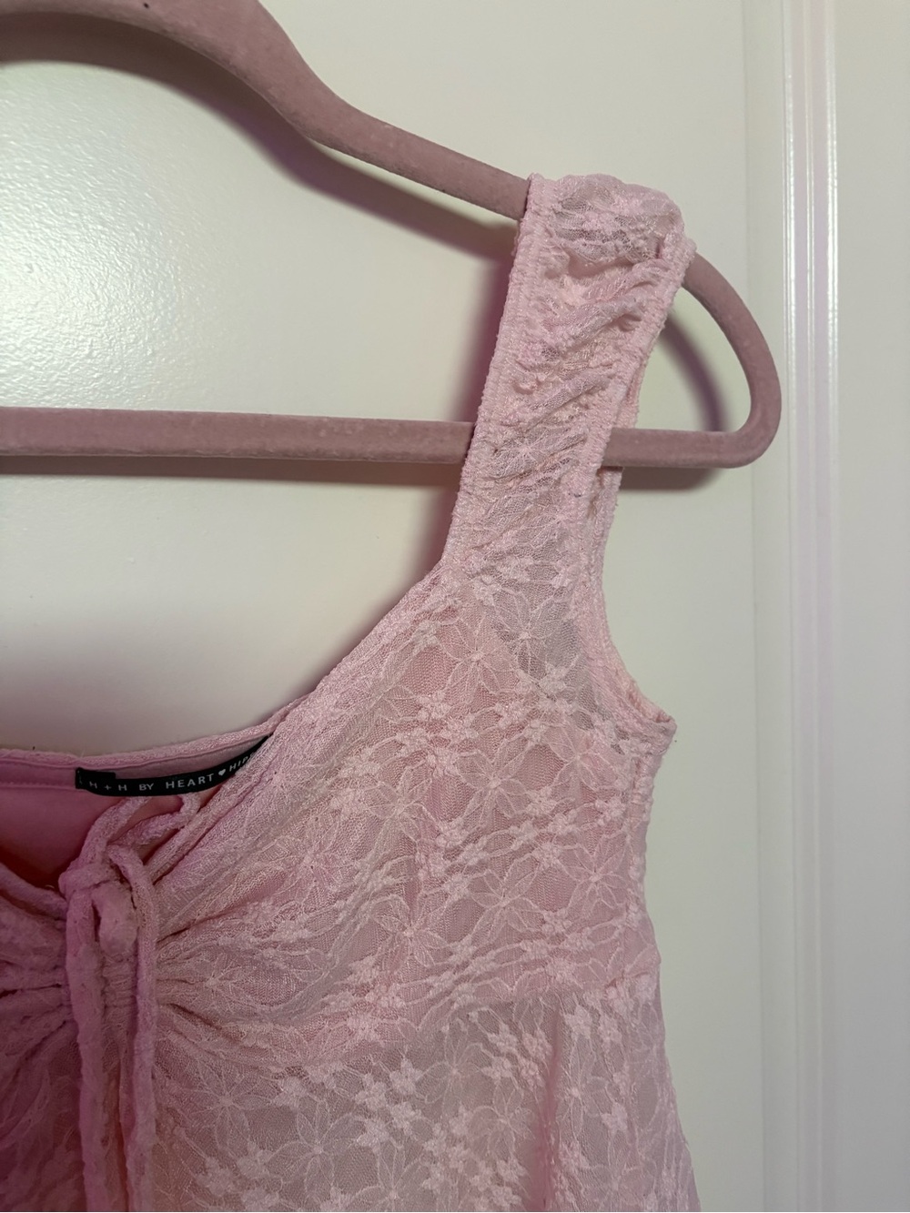 Heart Hips Pink Lace Tie-Front Tank Top - Picture 4 of 4